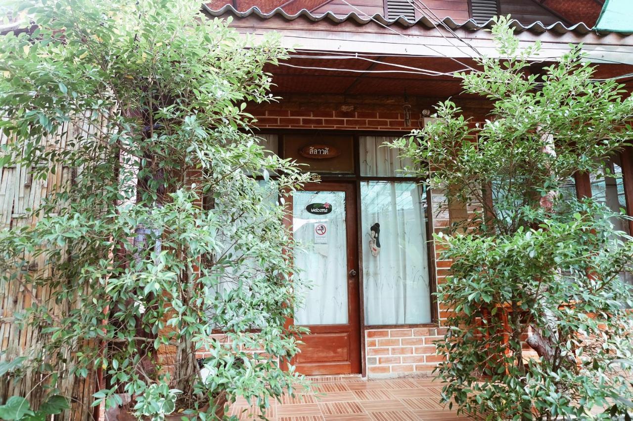 Ruennamyen Resort Amphawa Samut Songkhram Exterior foto