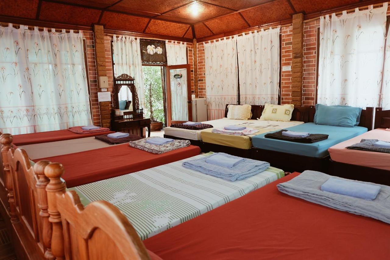 Ruennamyen Resort Amphawa Samut Songkhram Exterior foto