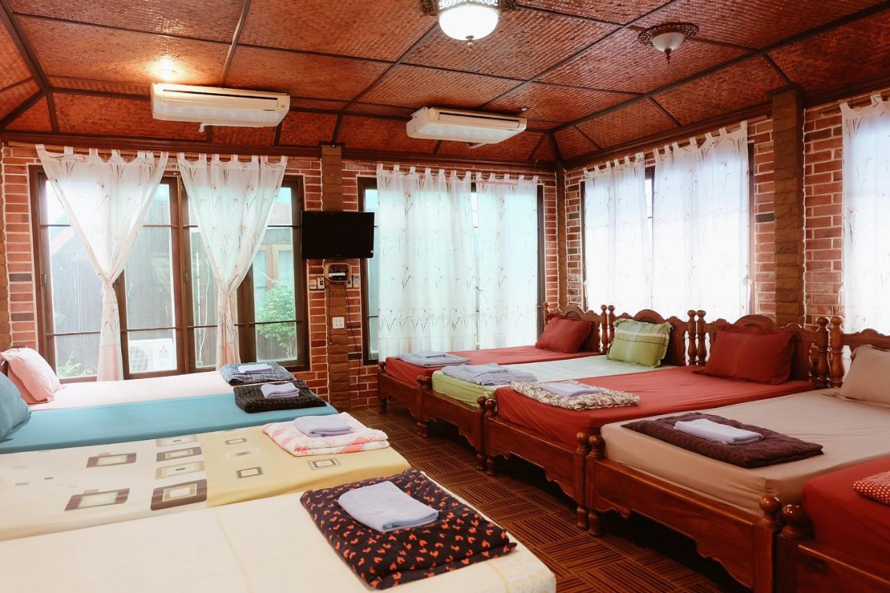Ruennamyen Resort Amphawa Samut Songkhram Exterior foto
