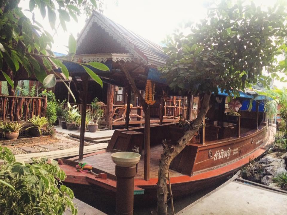Ruennamyen Resort Amphawa Samut Songkhram Exterior foto