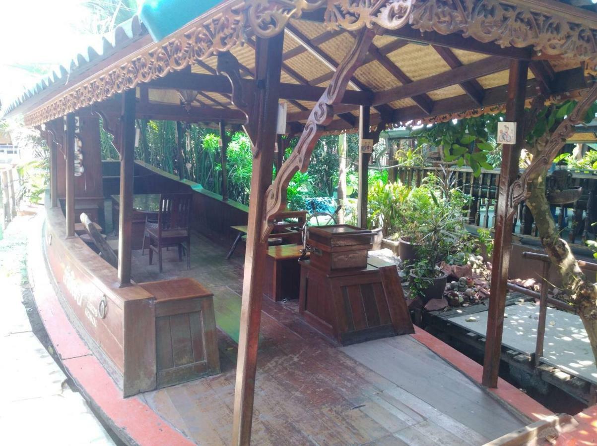 Ruennamyen Resort Amphawa Samut Songkhram Exterior foto